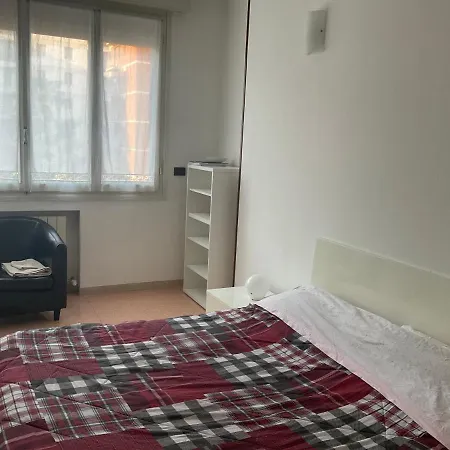 Splendido In Zona Fiera A Apartmán