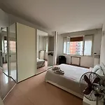 Apartment Splendido In Zona Fiera A