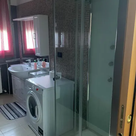 Splendido In Zona Fiera A Appartement