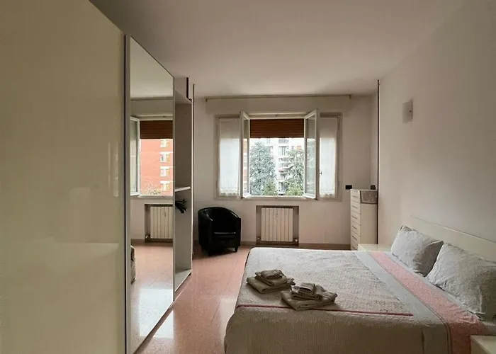 Splendido In Zona Fiera A بولونيا