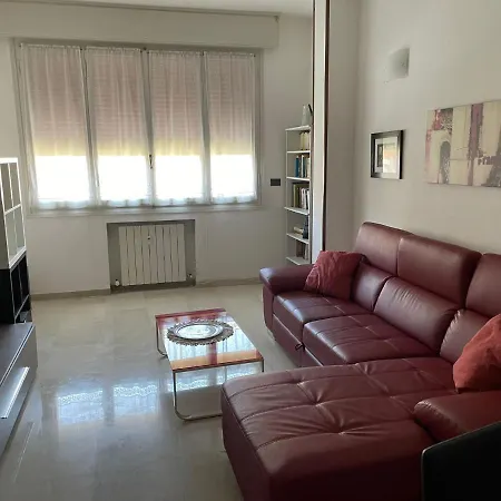 Splendido In Zona Fiera A Lägenhet