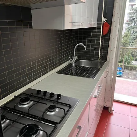 Splendido In Zona Fiera A Lägenhet