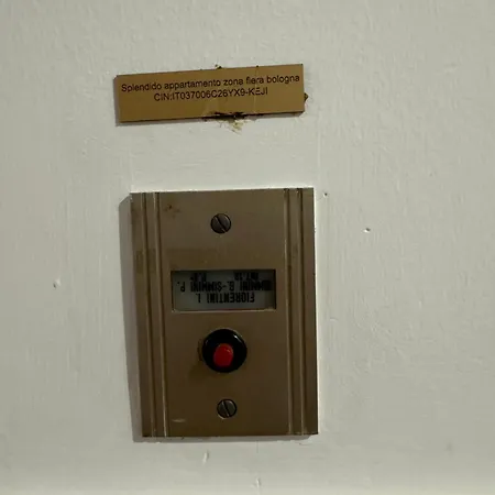 Splendido In Zona Fiera A Lägenhet