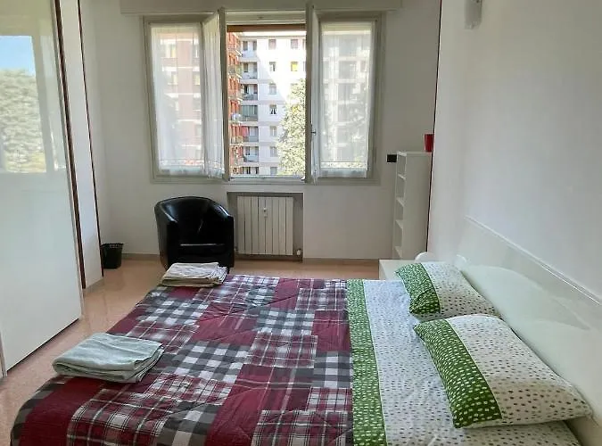 Splendido In Zona Fiera A Apartman *